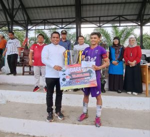 Read more about the article Tutup Turnamen Sepak Bola Lubuk Raja Cup 1, Ini Kata Bupati Zukri