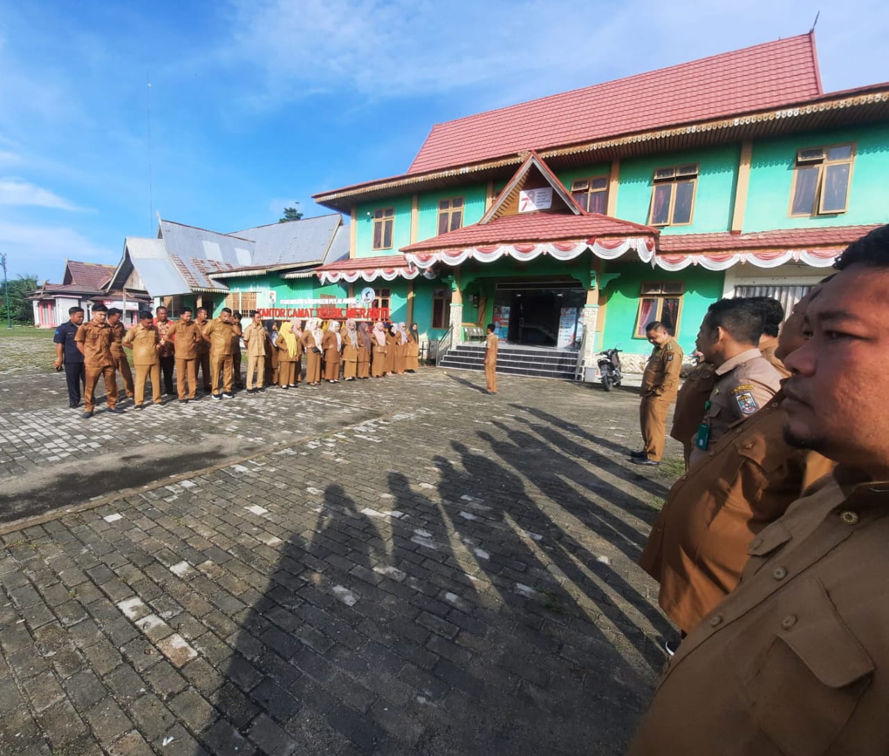 You are currently viewing Camat Teluk Meranti Harapkan Partisipasi ASN Pada Program Magrib Mengaji