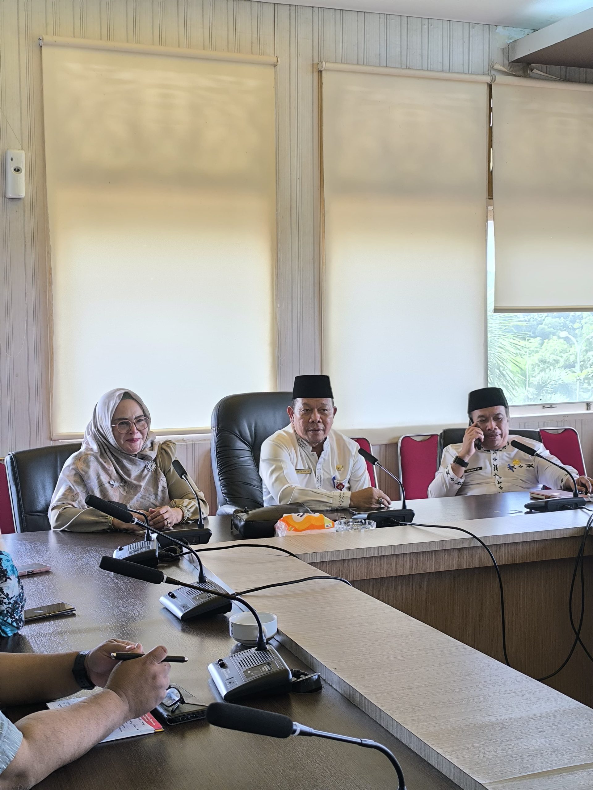 You are currently viewing Bupati Pelalawan Ikuti Rakornas Pengendalian Inflasi Tahun 2024 Yang Dipimpin Langsung Oleh Presiden Jokowi Via Daring