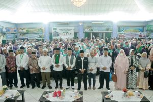 Read more about the article Sambut Kepulangan Jemaah Haji Di Batam, Bupati Zukri Berharap Membawa Keberkahan Bagi Kabupaten Pelalawan