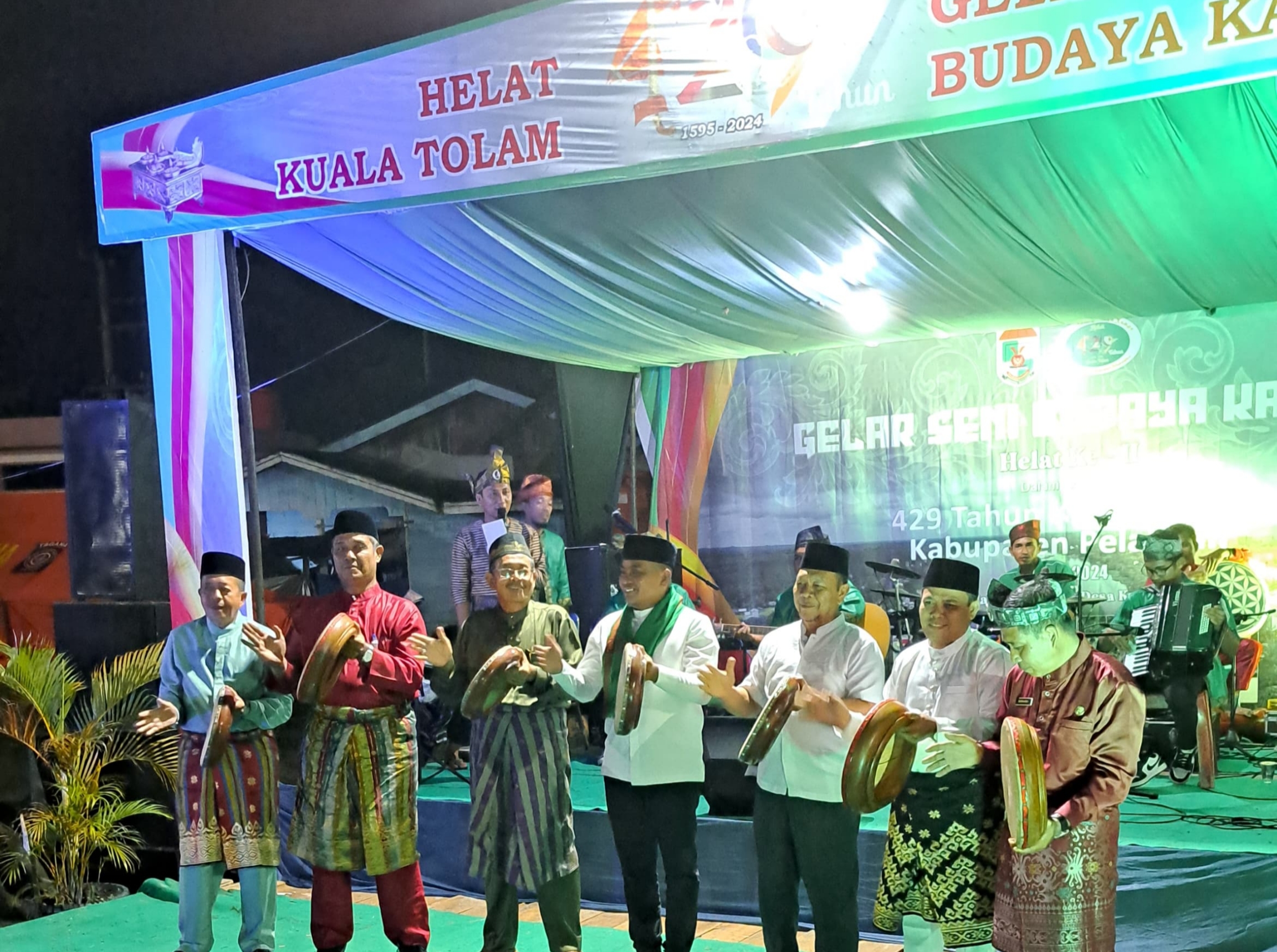 Read more about the article Hadiri HUT Desa Tolam Ke-429, Bupati Pelalawan Tekankan Pentingnya Membangun Budaya Masa Lalu Yang Penuh Sejarah